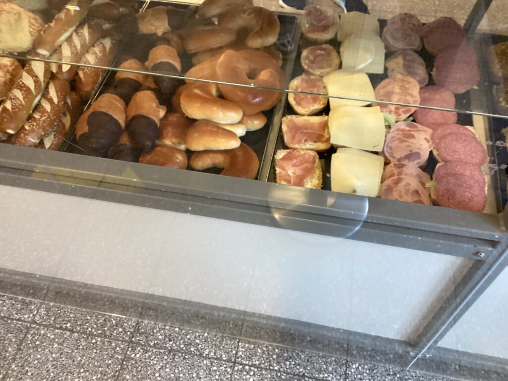 Das drängeln bei den Frühstücksmüttern